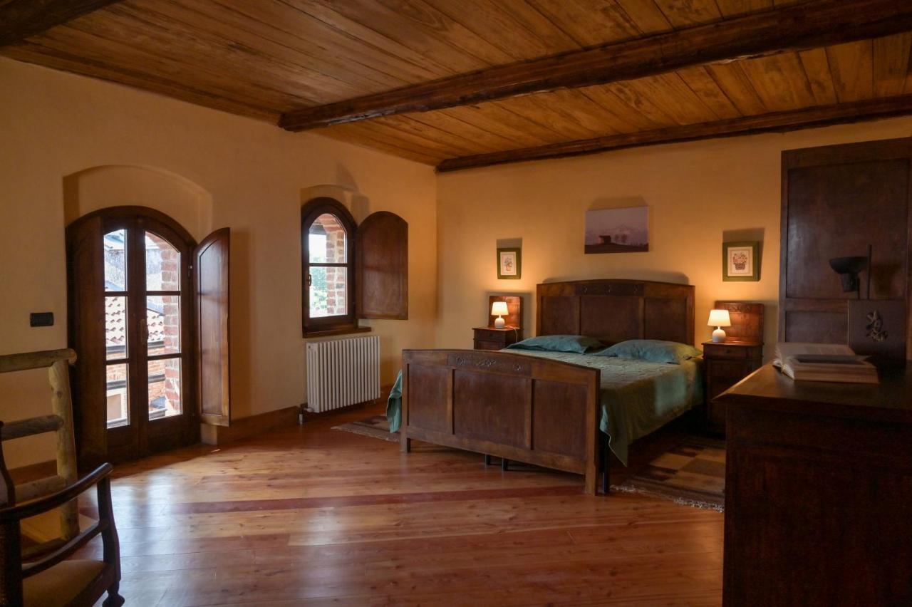 La Casa Del Castellano Hotel Cinzano Ngoại thất bức ảnh