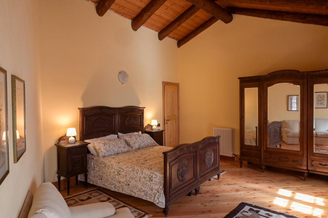 La Casa Del Castellano Hotel Cinzano Ngoại thất bức ảnh